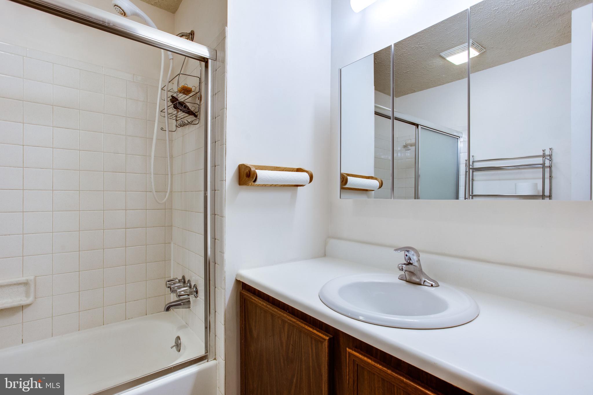 MILL CREEK SOUTH - Residential