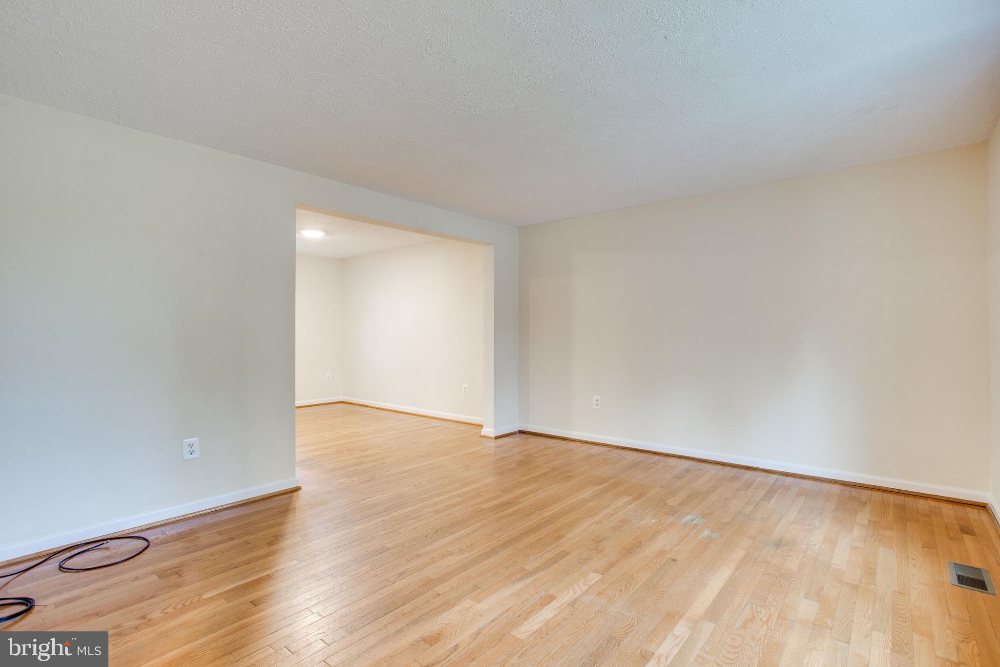 MILL CREEK SOUTH - Residential