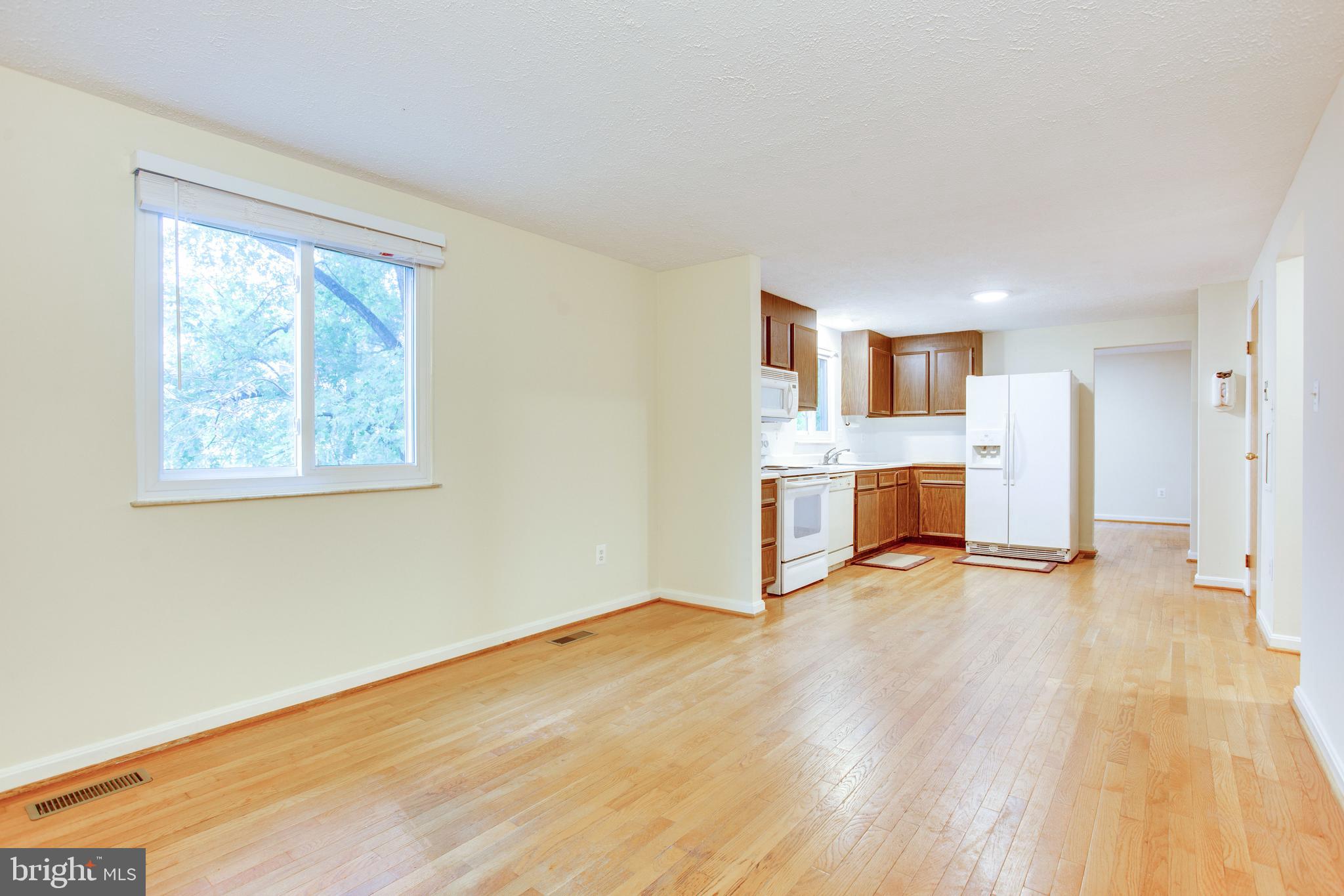 MILL CREEK SOUTH - Residential