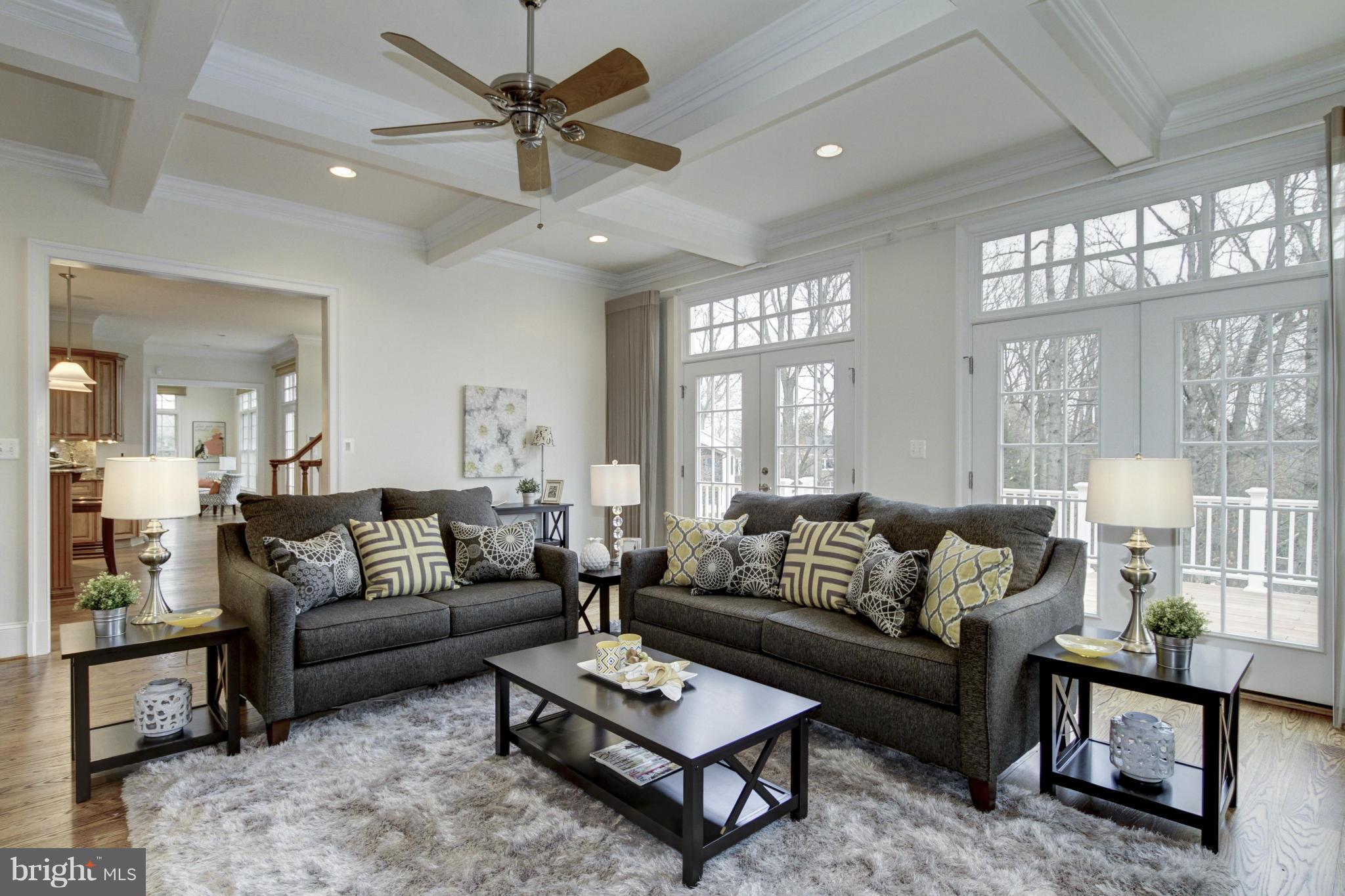 BELLEVUE FOREST - Residential