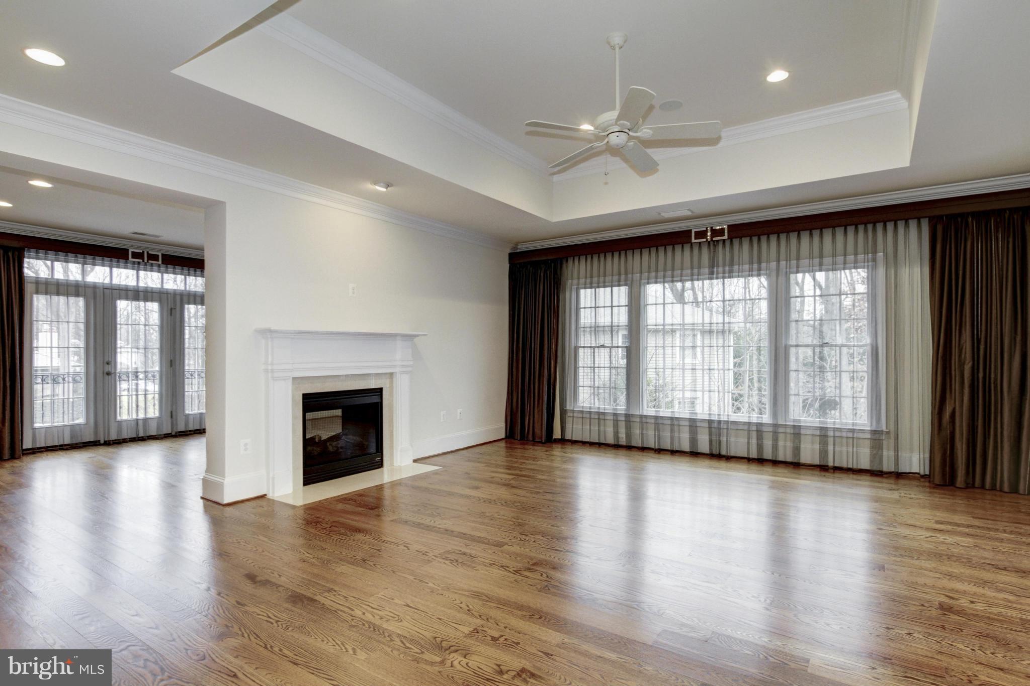 BELLEVUE FOREST - Residential