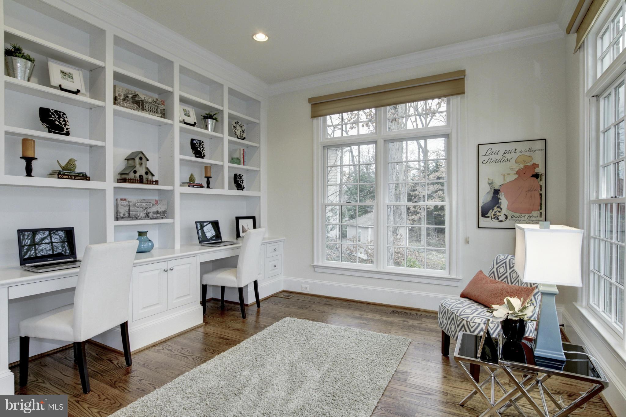 BELLEVUE FOREST - Residential