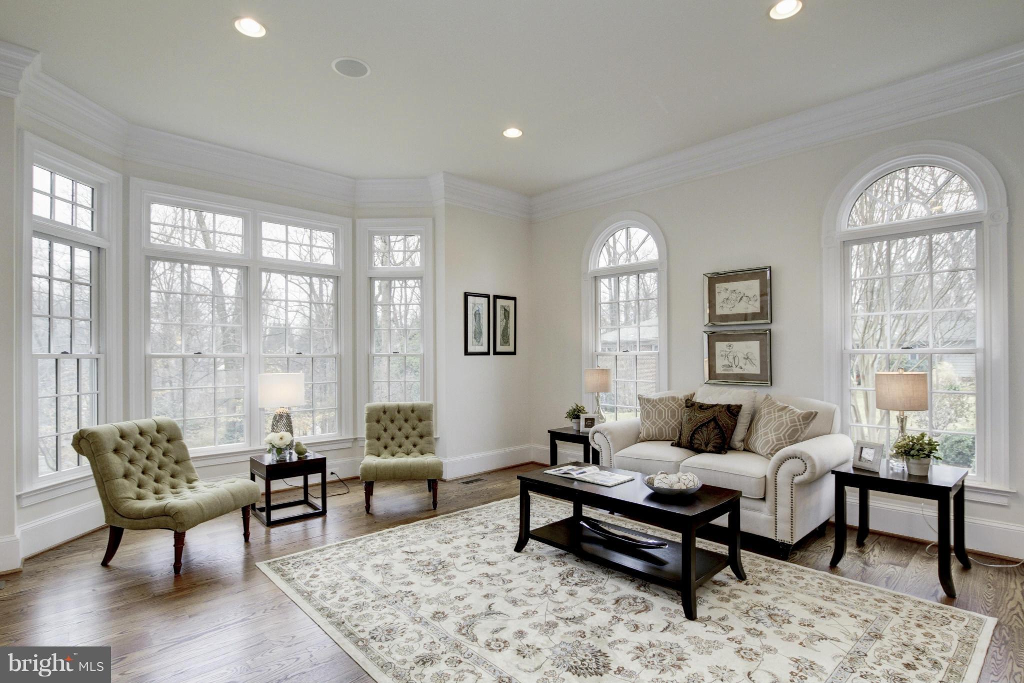 BELLEVUE FOREST - Residential