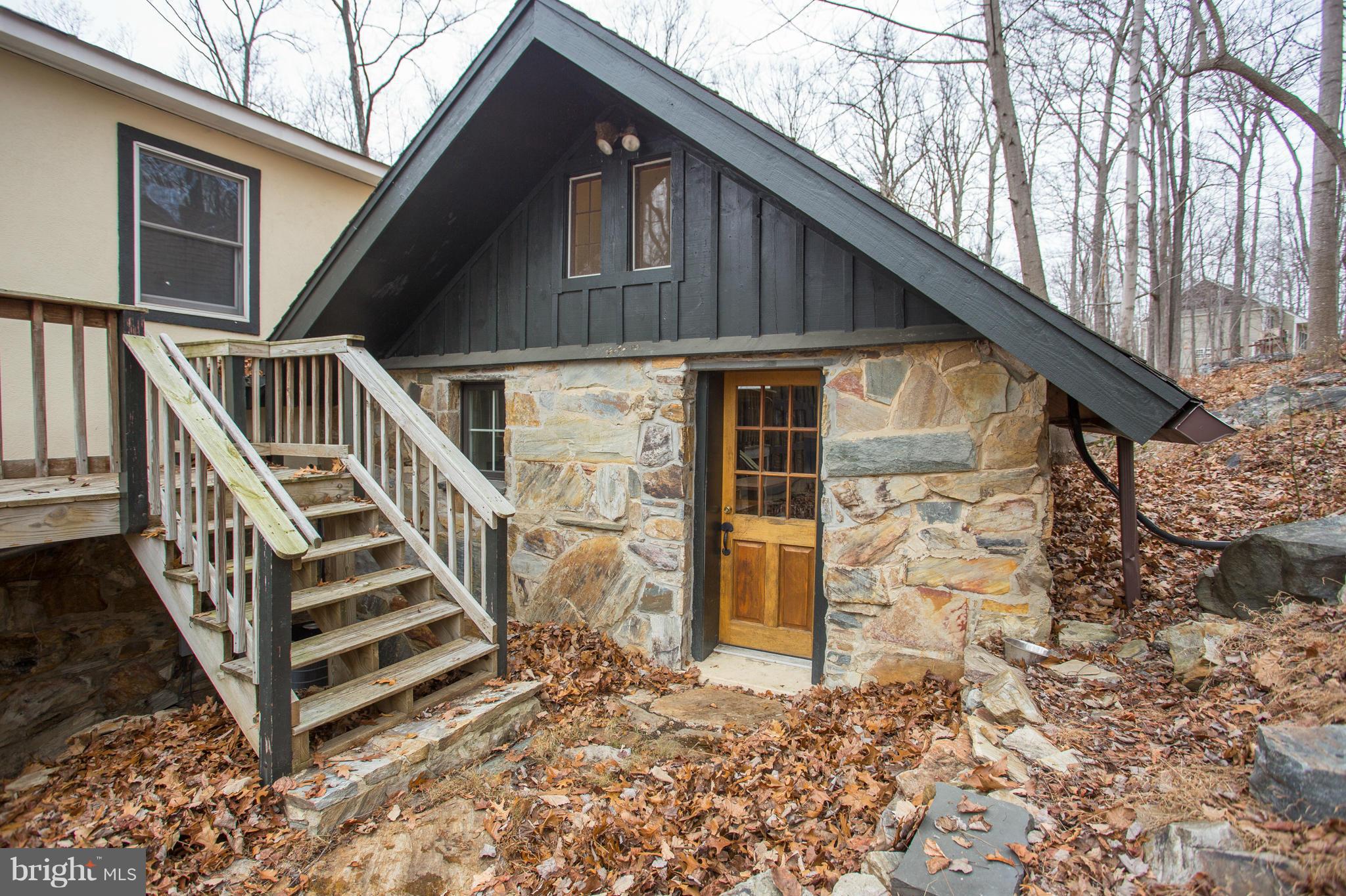 THE PLAINS - Residential