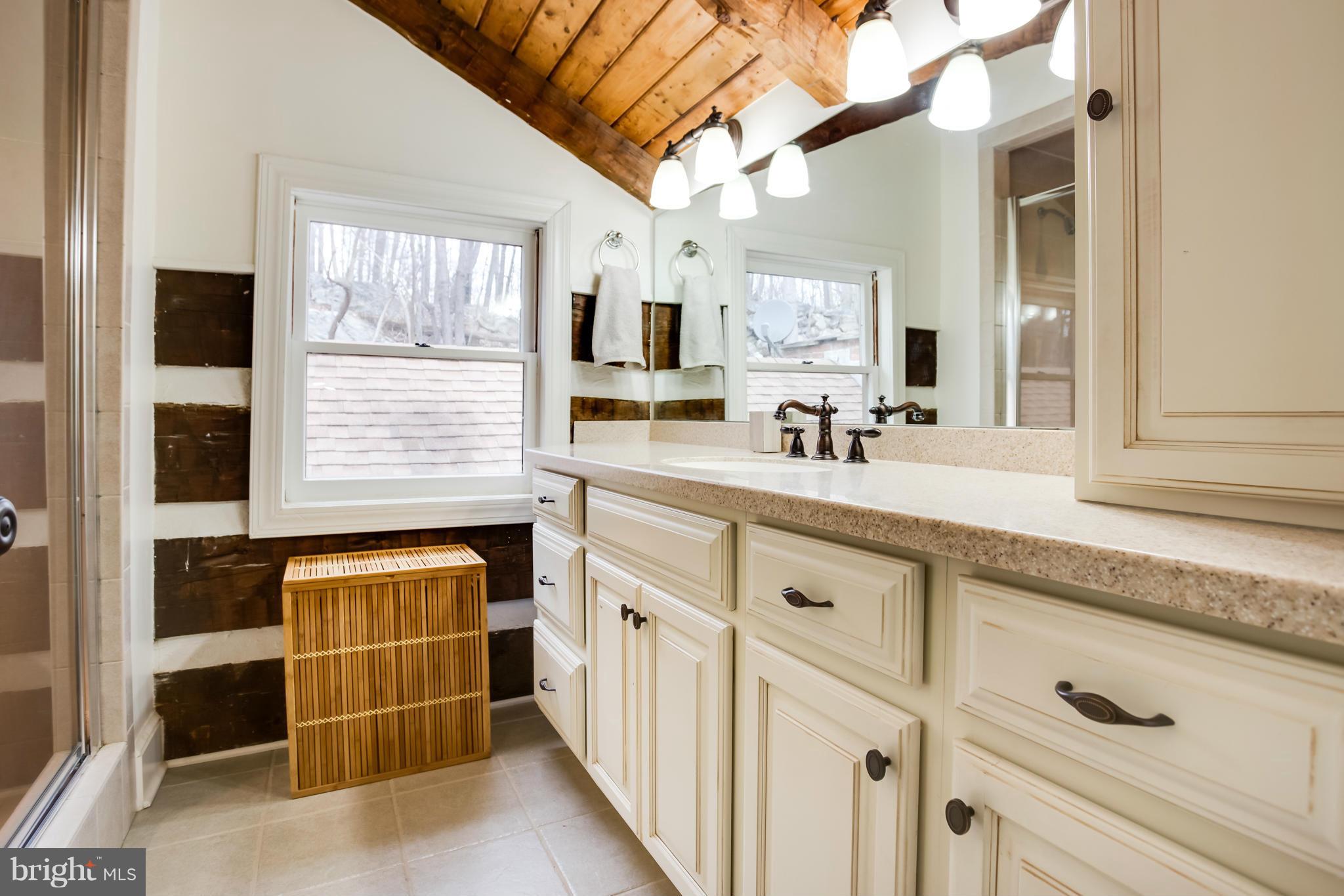 THE PLAINS - Residential