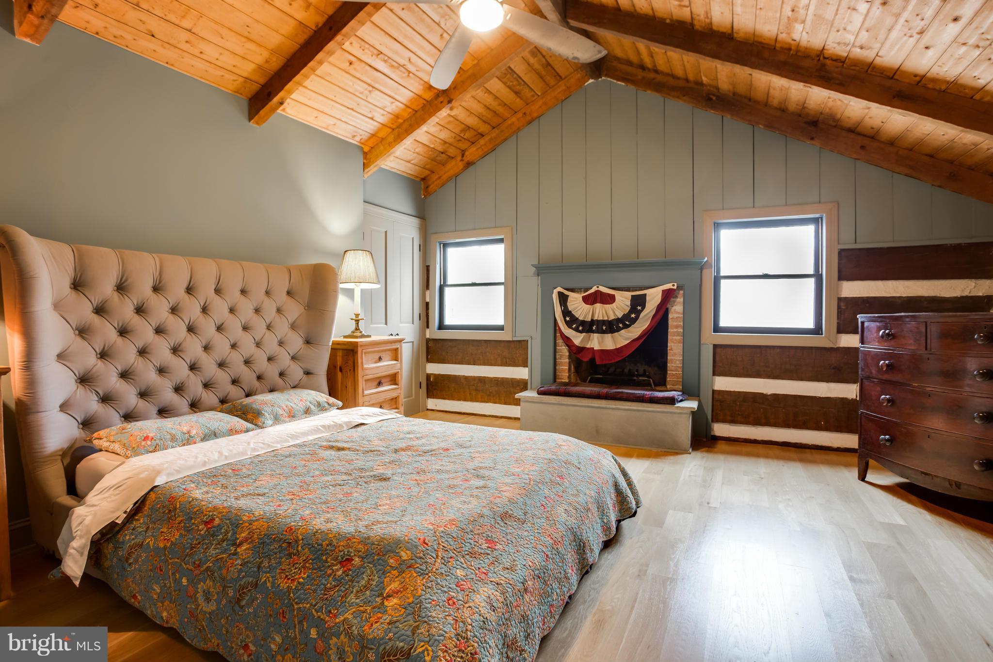 THE PLAINS - Residential