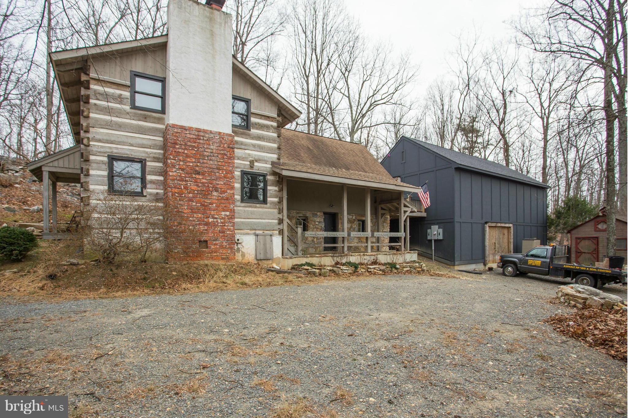 THE PLAINS - Residential