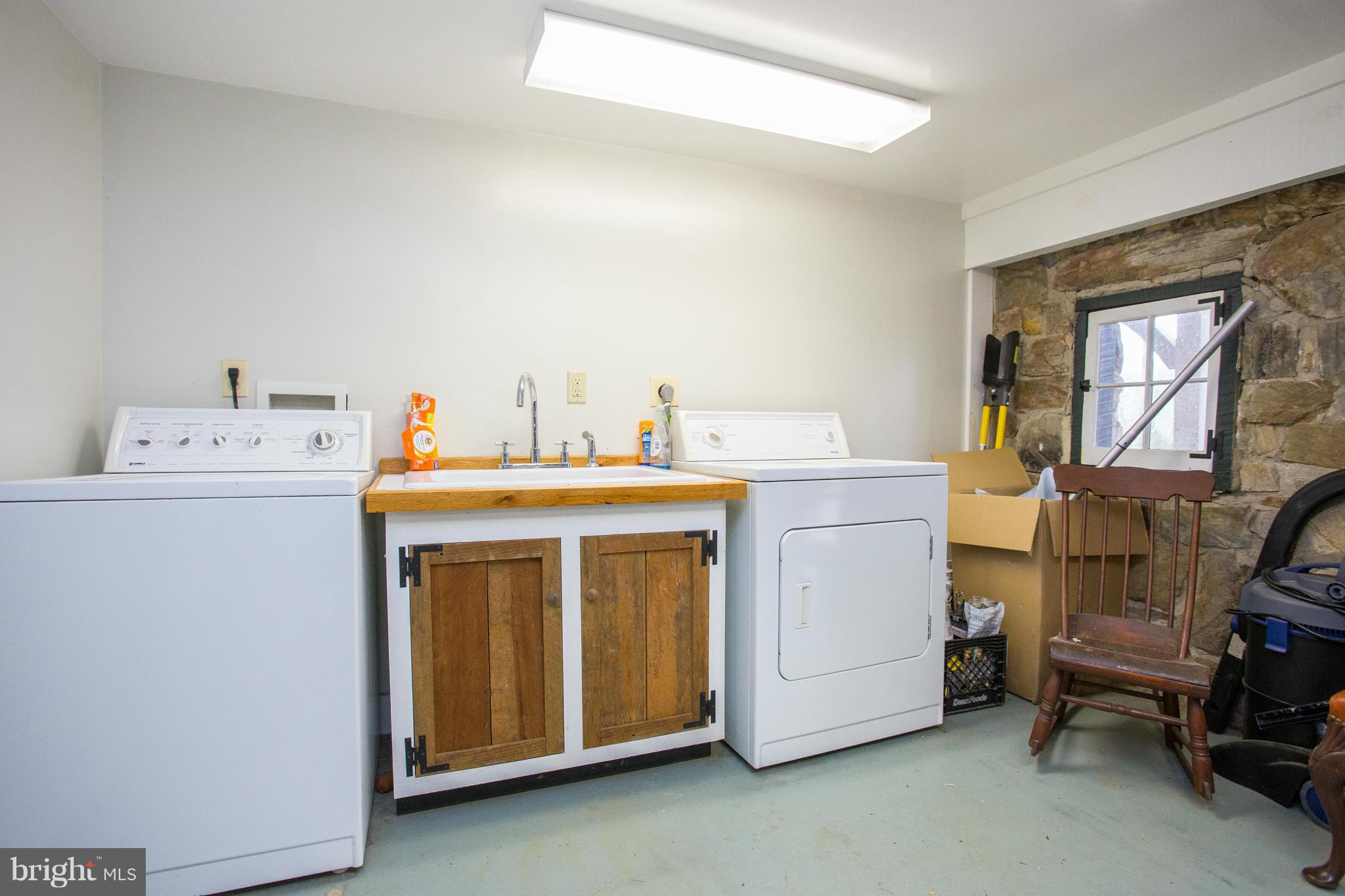 THE PLAINS - Residential