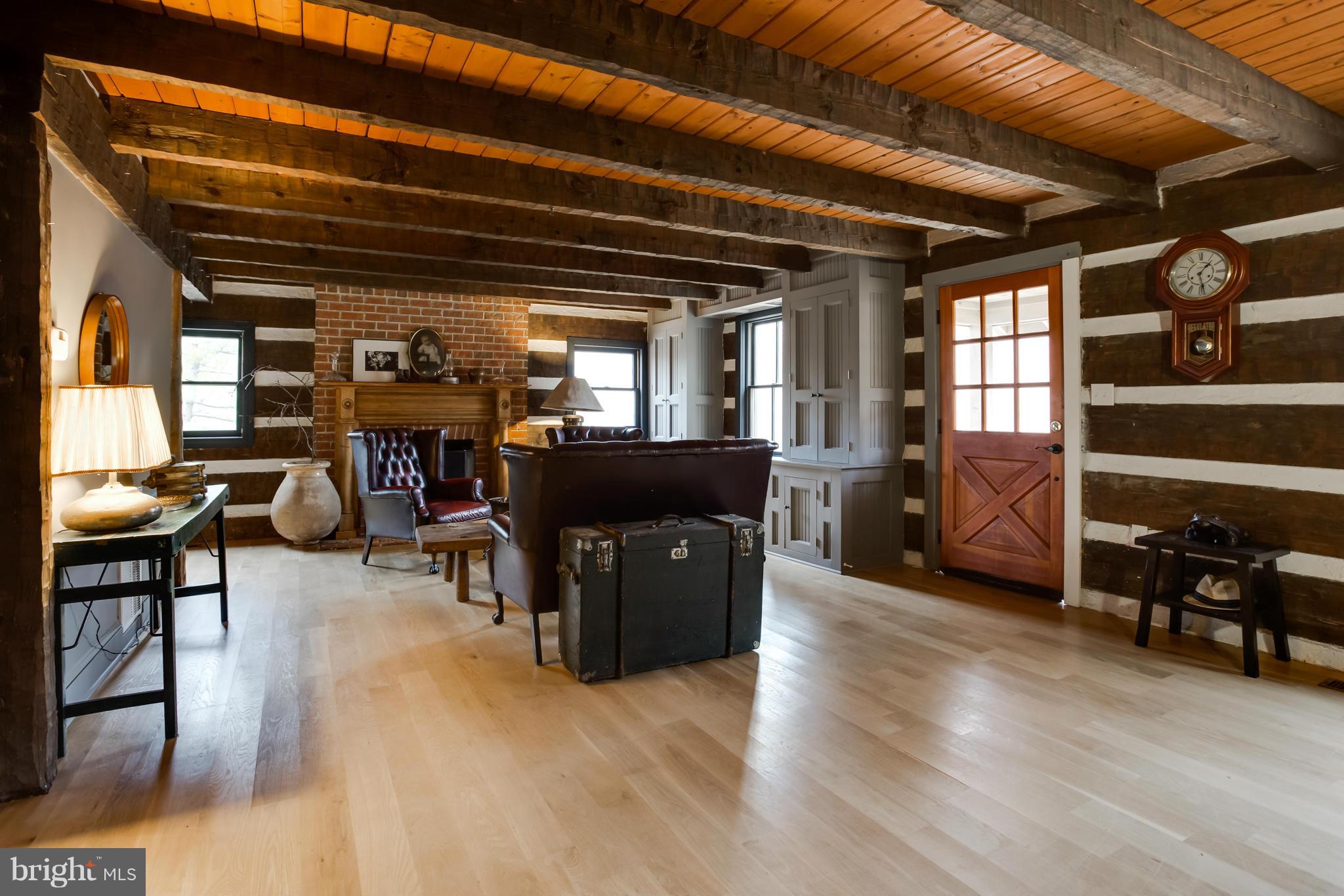 THE PLAINS - Residential