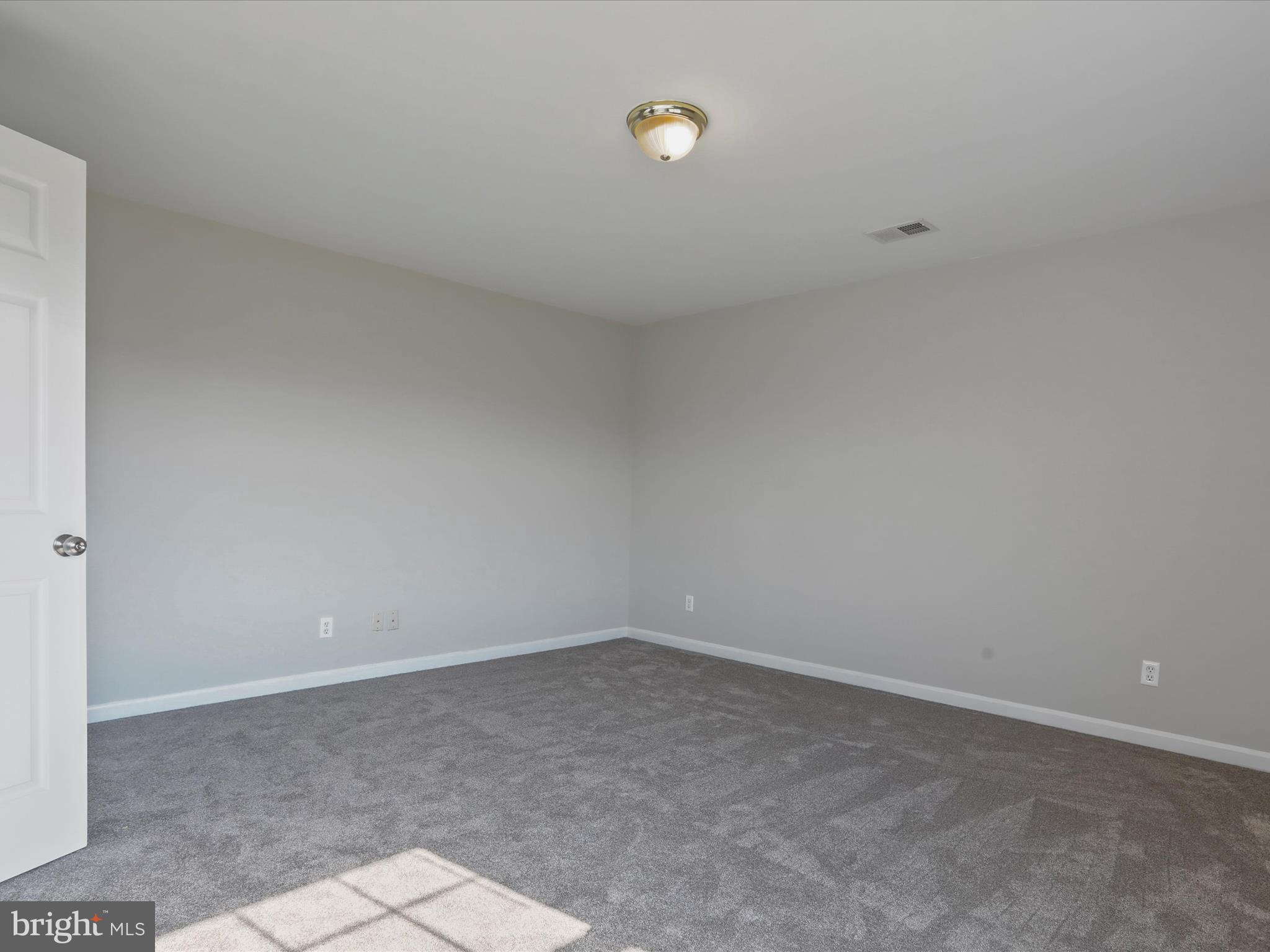 APPLE KNOLLS ESTATES - Residential