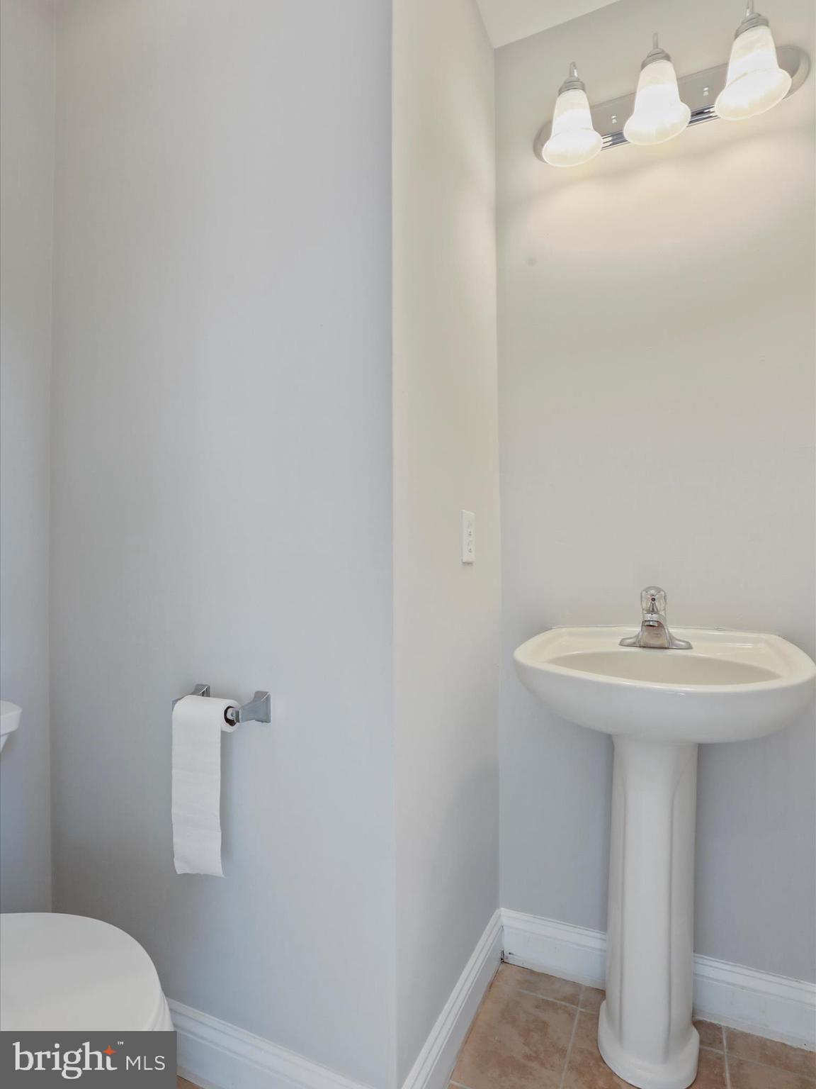 APPLE KNOLLS ESTATES - Residential