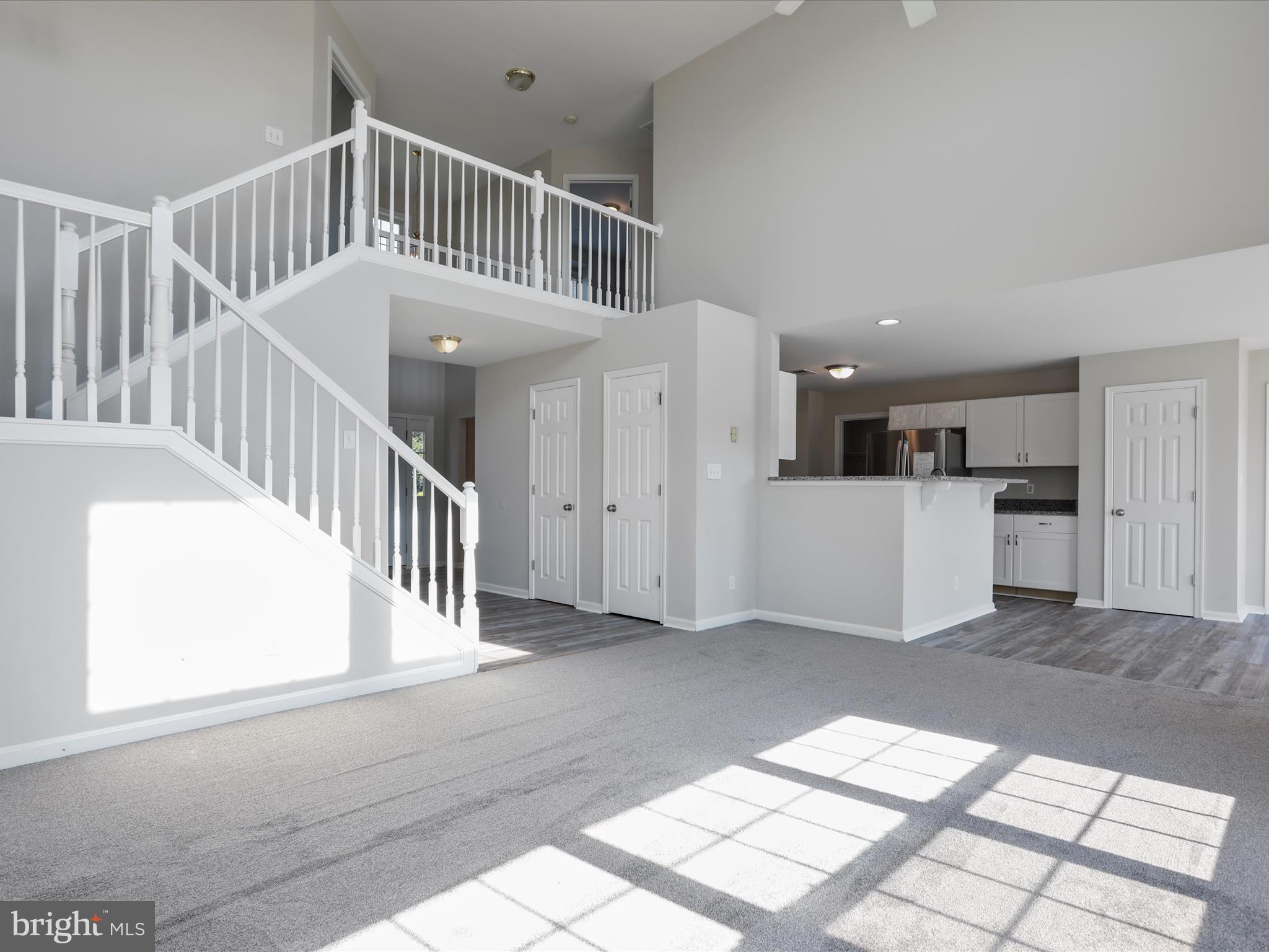 APPLE KNOLLS ESTATES - Residential