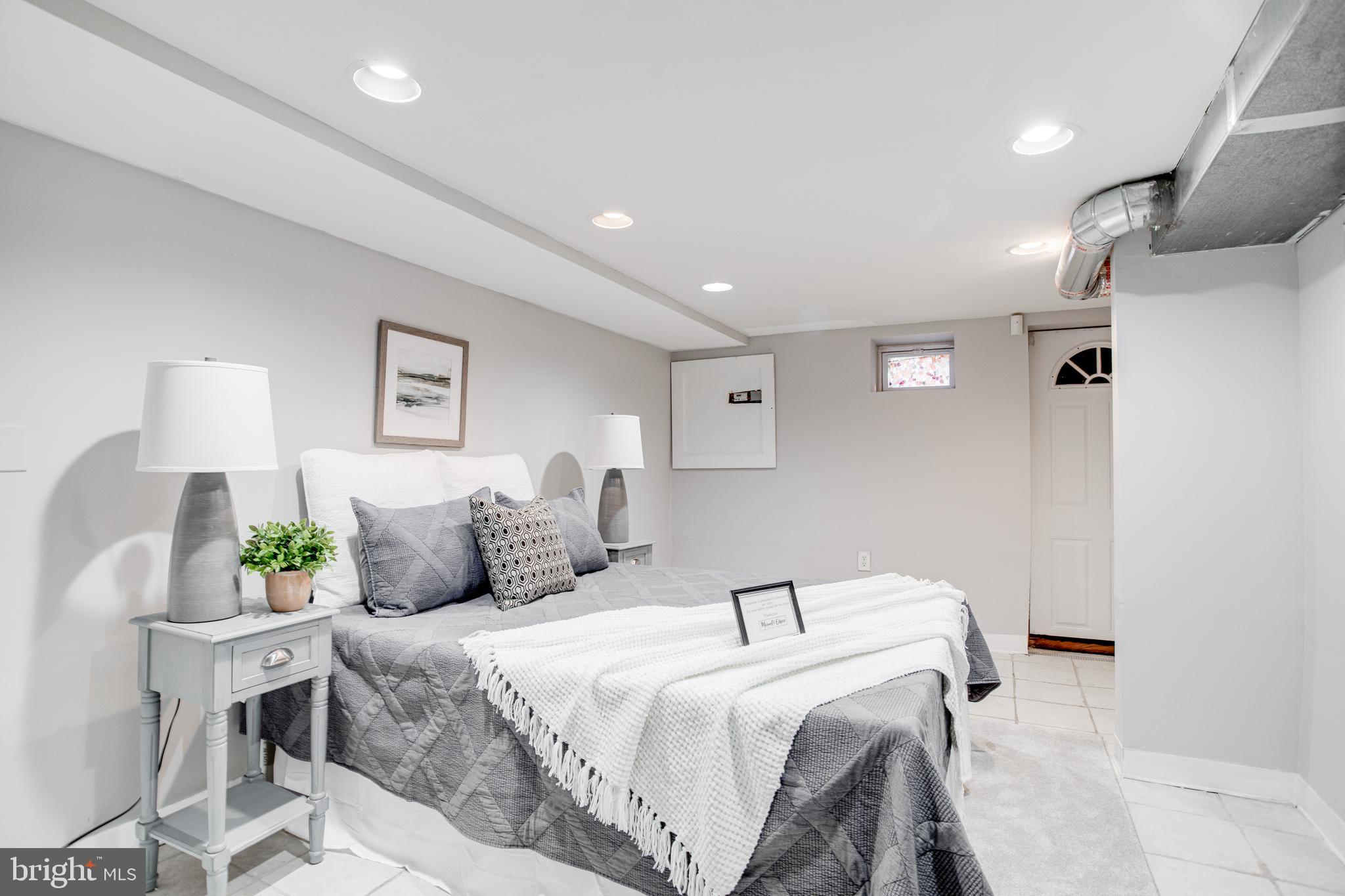 BUTCHER'S HILL - Residential