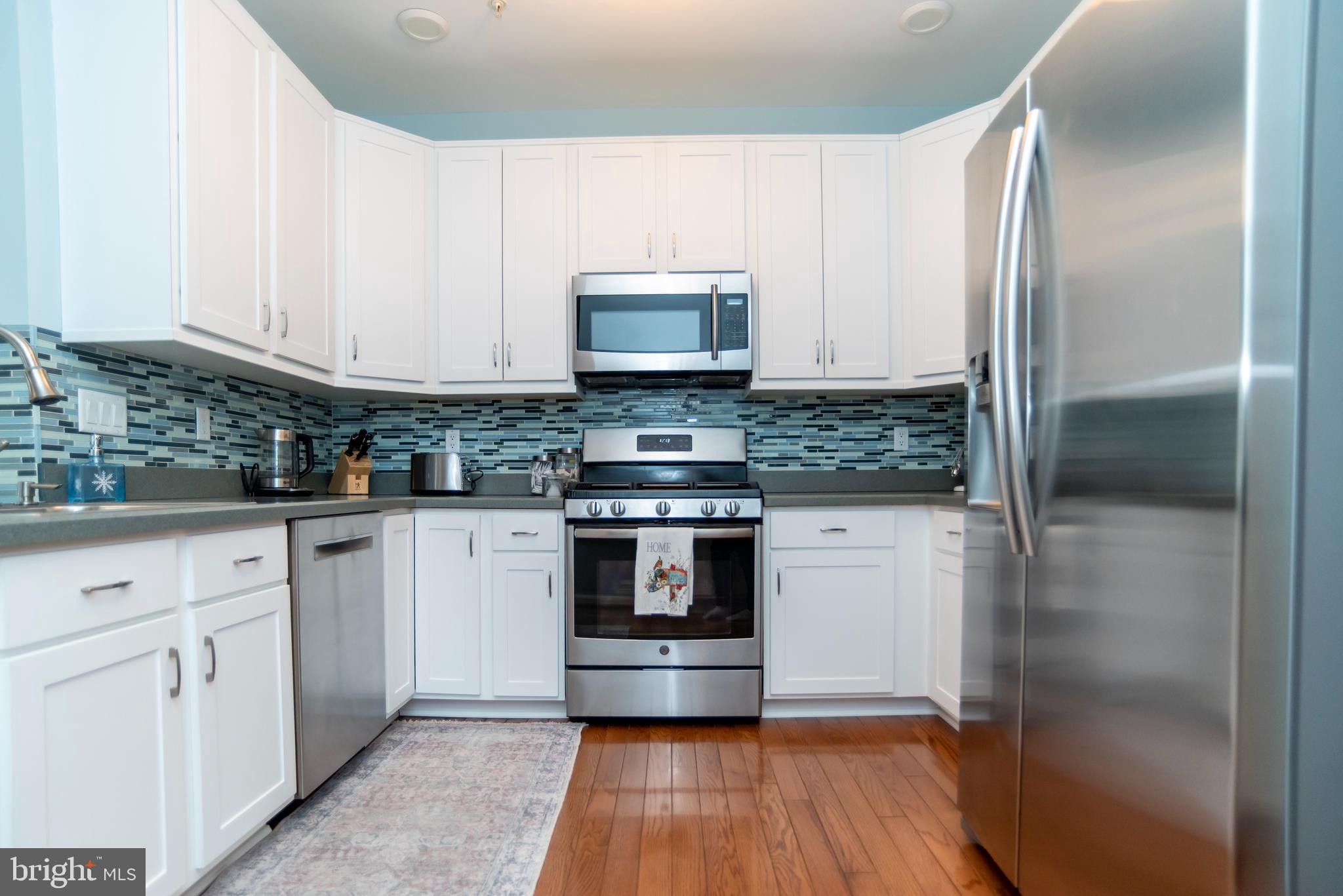 LEGACY OAKS - Residential