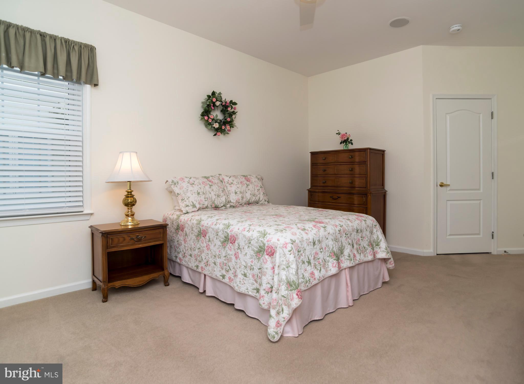 LEGACY OAKS - Residential