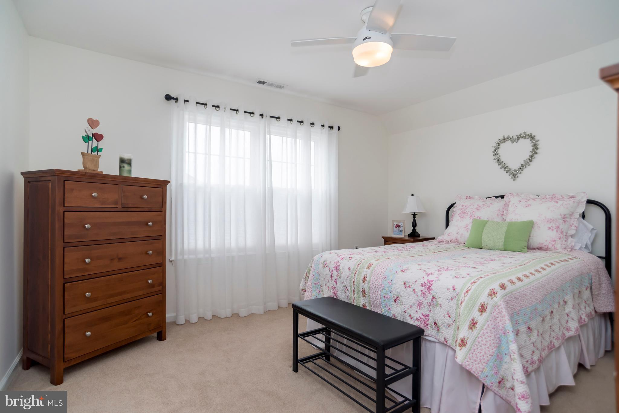 LEGACY OAKS - Residential