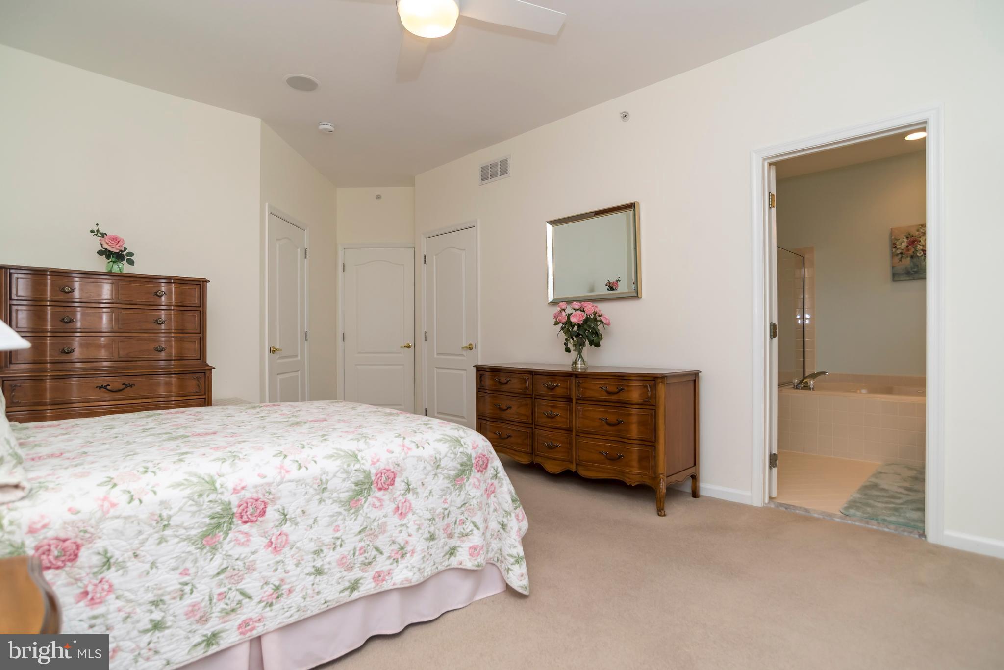 LEGACY OAKS - Residential