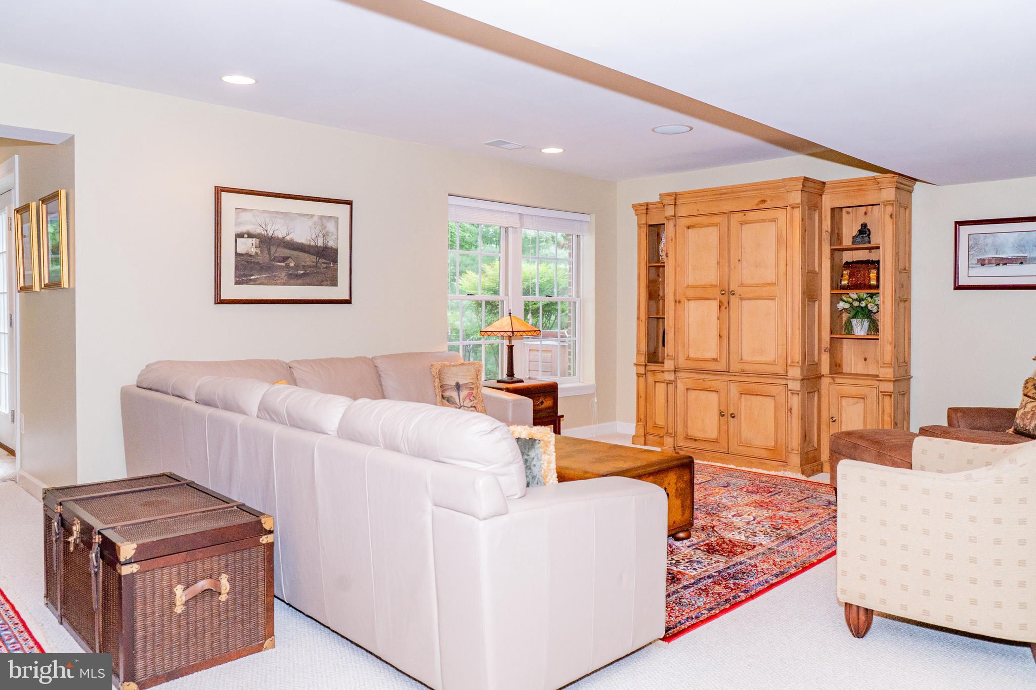 JENIFER RIDGE - Residential