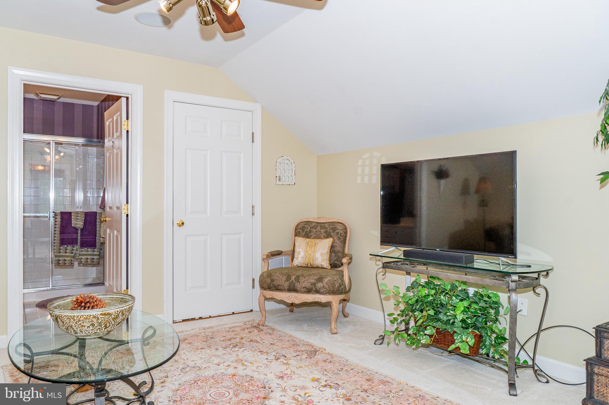 JENIFER RIDGE - Residential