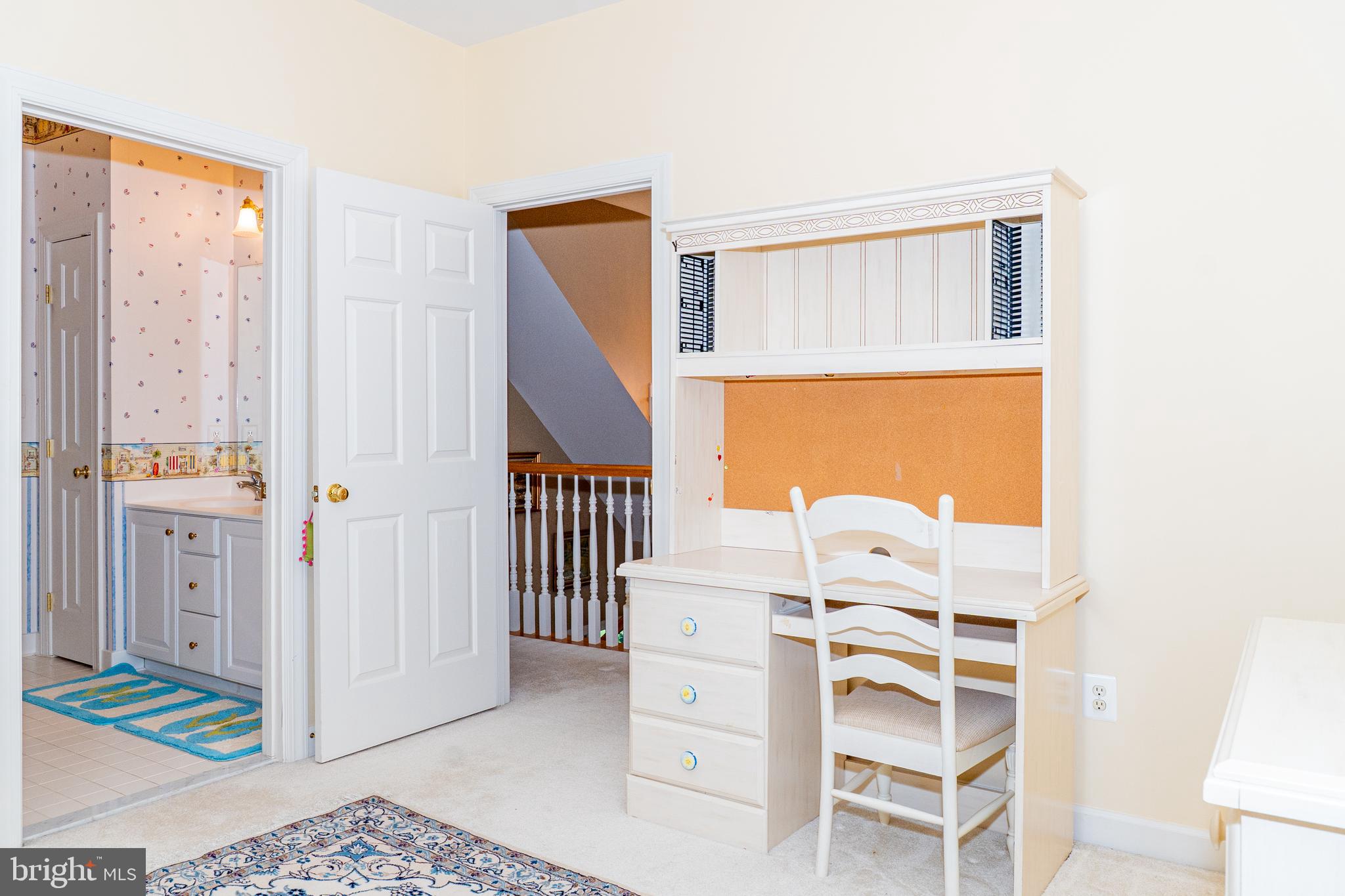 JENIFER RIDGE - Residential