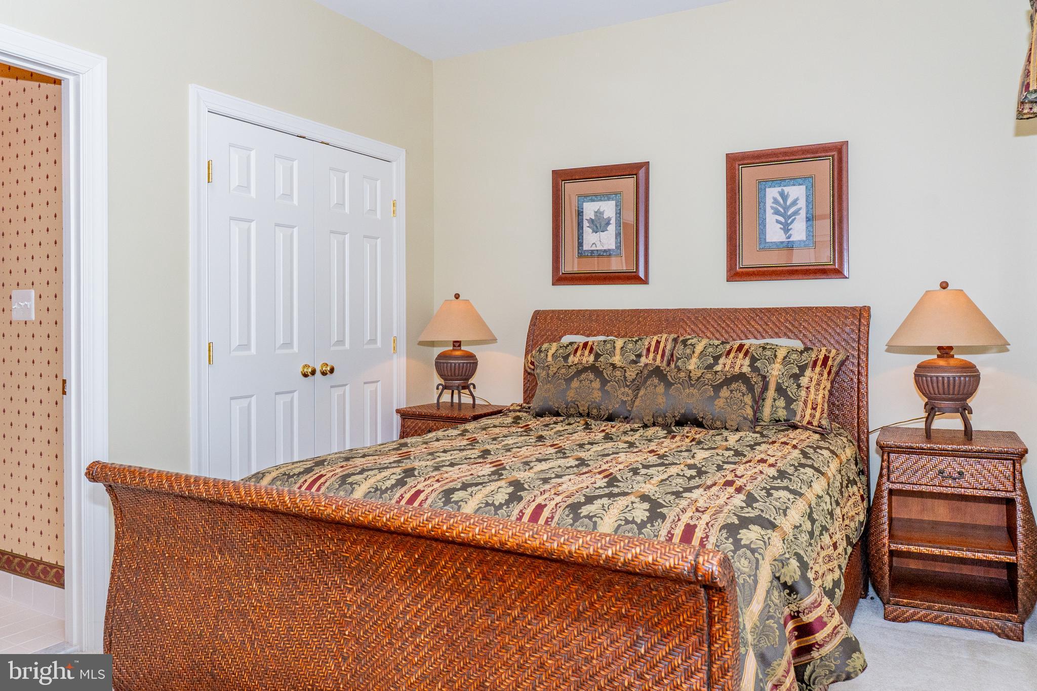 JENIFER RIDGE - Residential