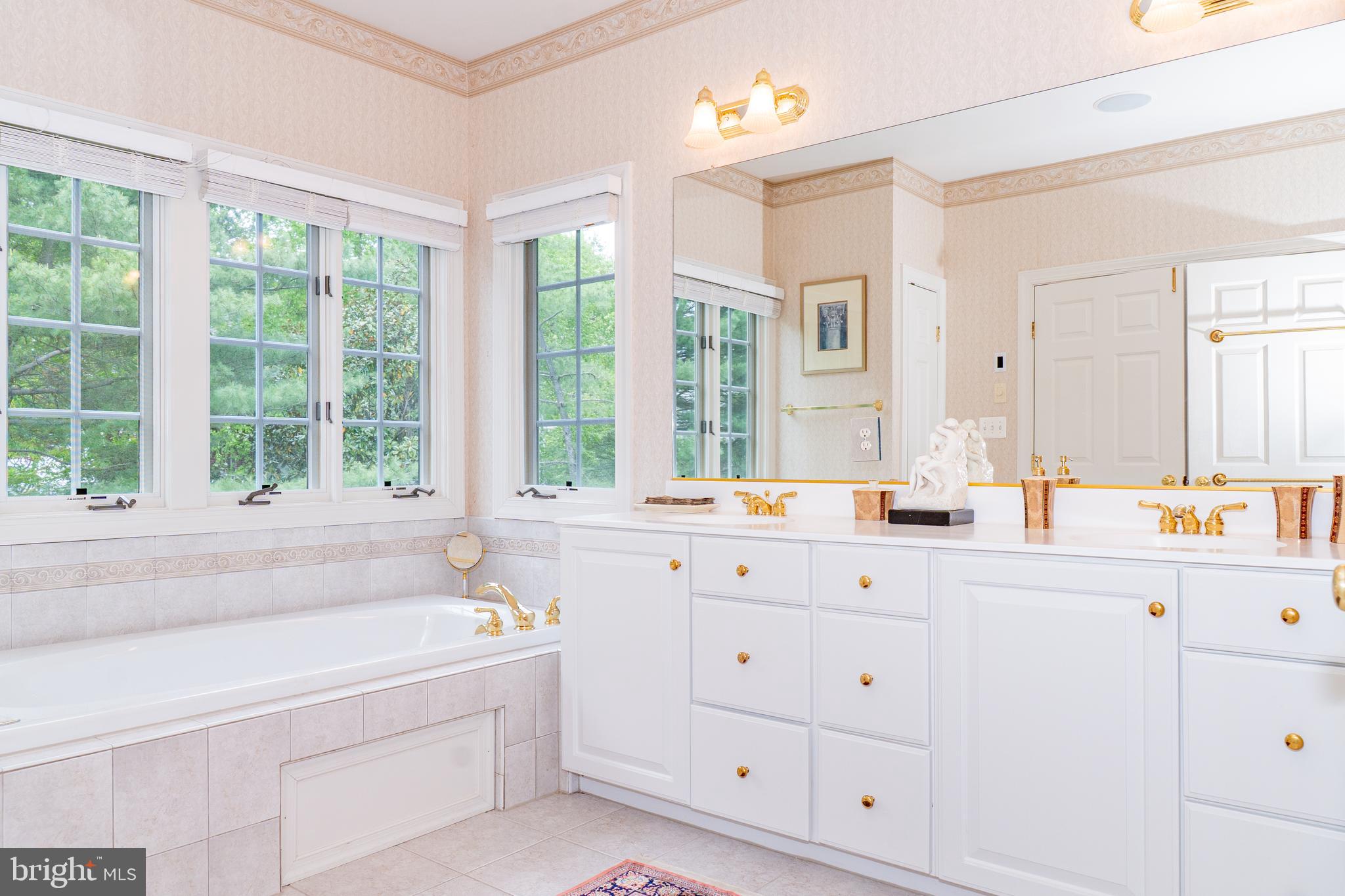 JENIFER RIDGE - Residential