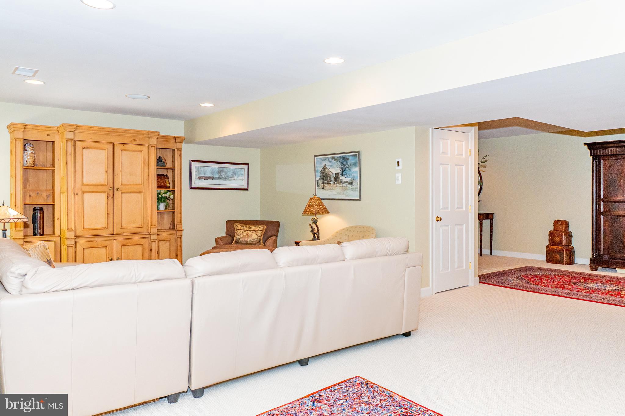 JENIFER RIDGE - Residential