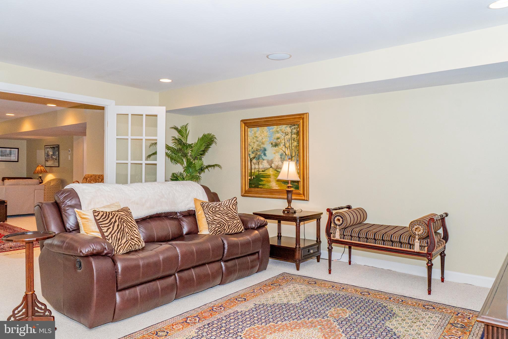 JENIFER RIDGE - Residential