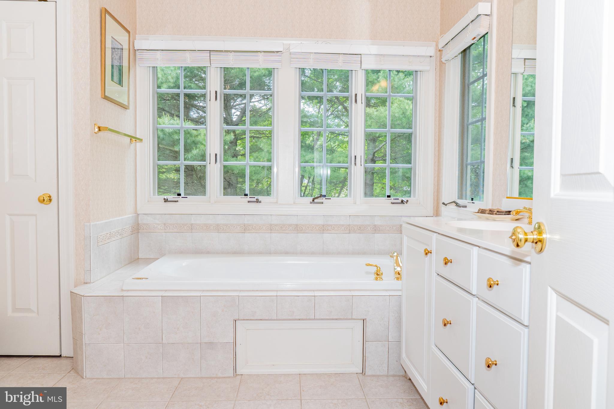 JENIFER RIDGE - Residential