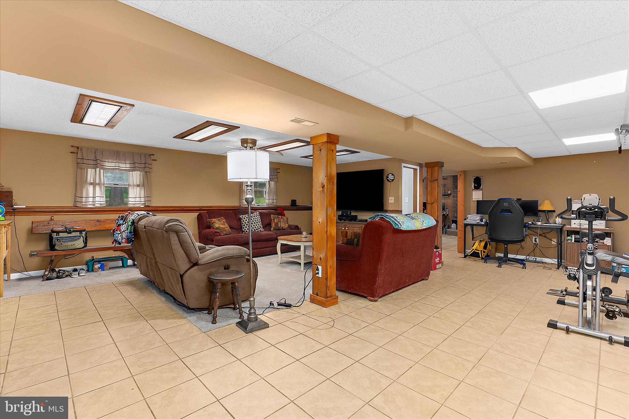 FLAG HARBOR HEIGHTS - Residential