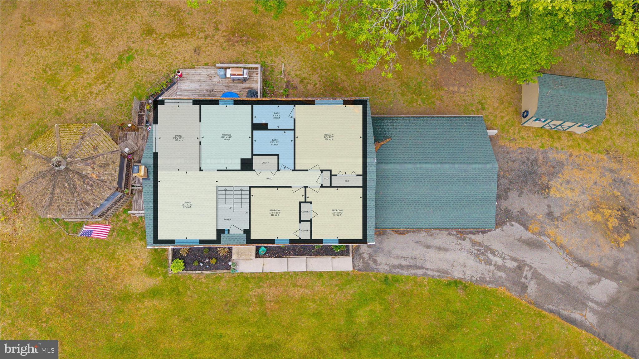 FLAG HARBOR HEIGHTS - Residential
