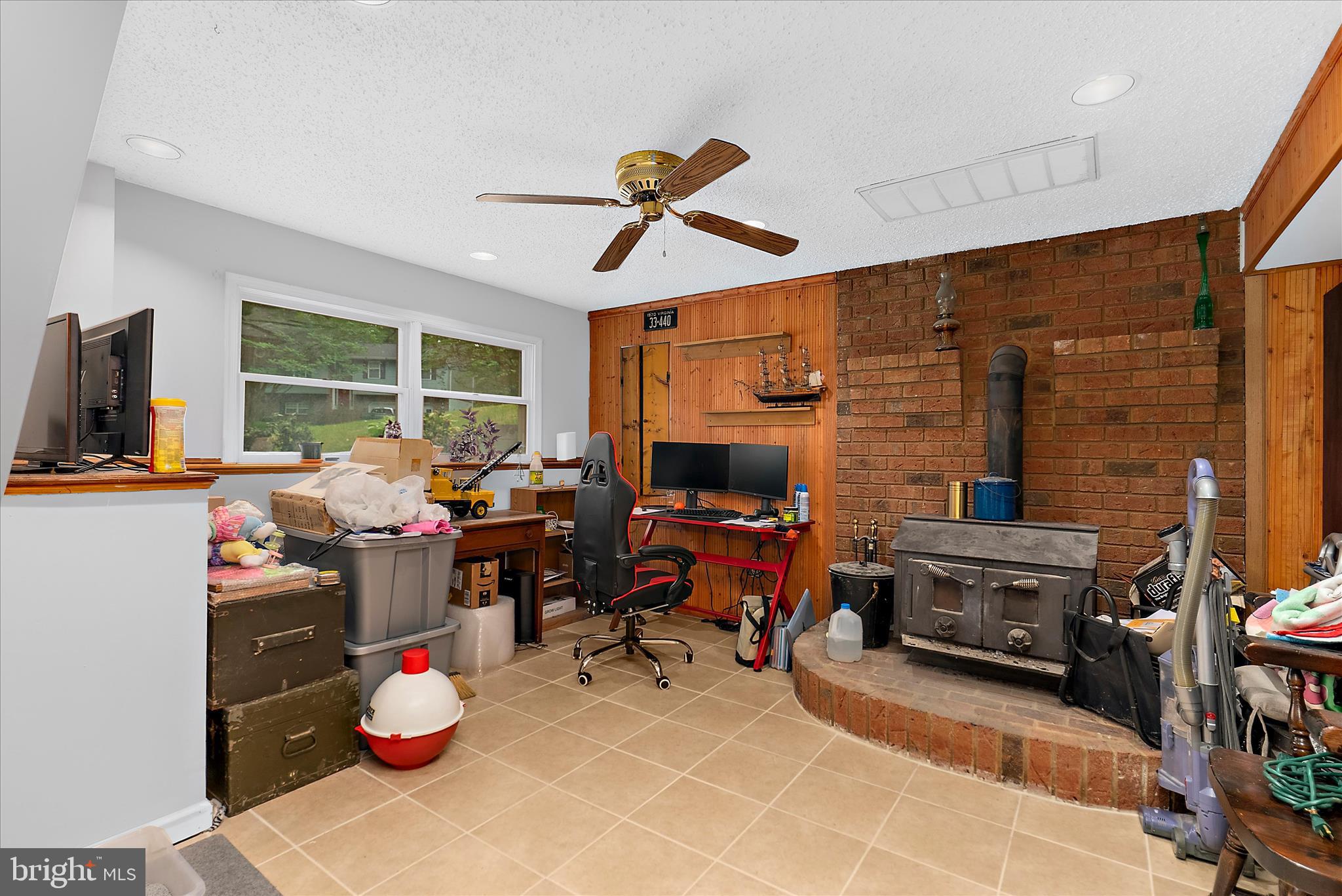 FLAG HARBOR HEIGHTS - Residential