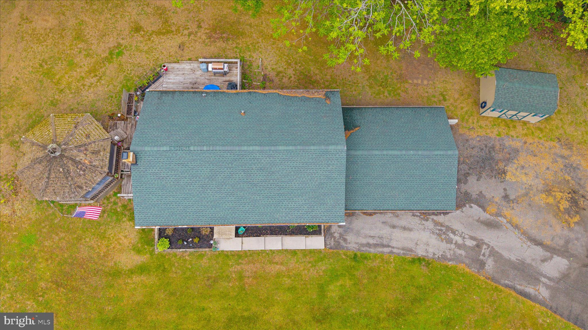 FLAG HARBOR HEIGHTS - Residential