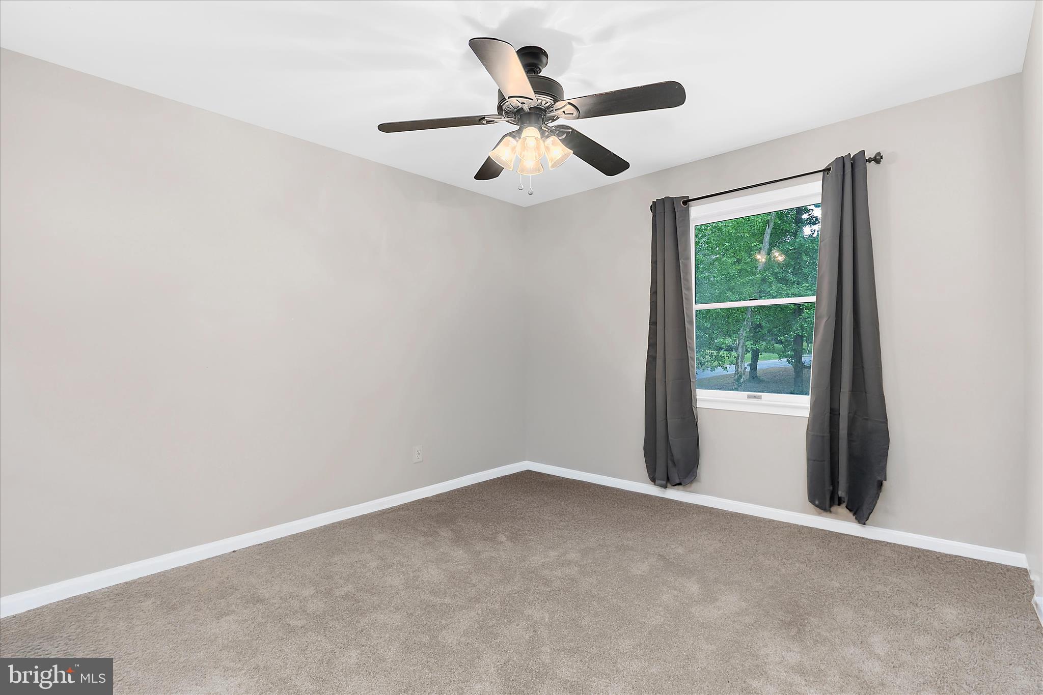 FLAG HARBOR HEIGHTS - Residential