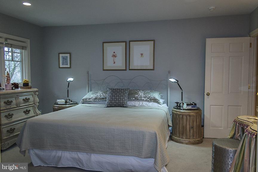 LANCASTER COUNTRY CLUB - Residential