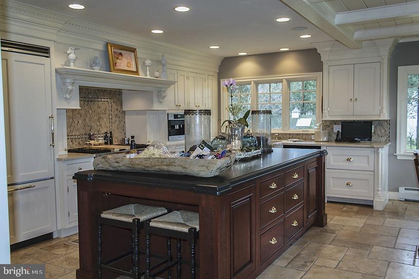 LANCASTER COUNTRY CLUB - Residential