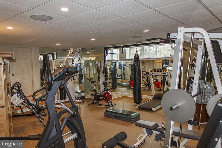 LANCASTER COUNTRY CLUB - Residential