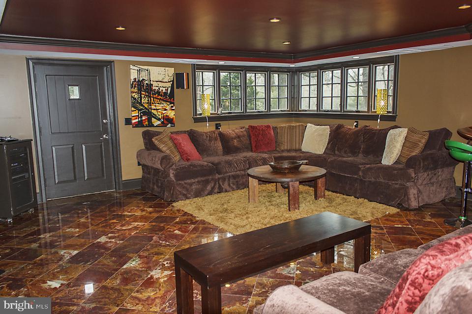 LANCASTER COUNTRY CLUB - Residential