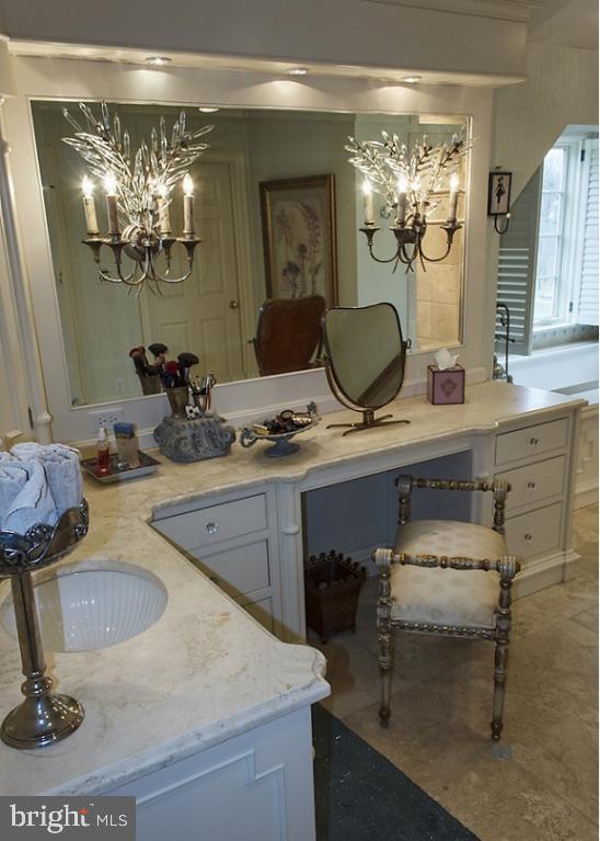 LANCASTER COUNTRY CLUB - Residential