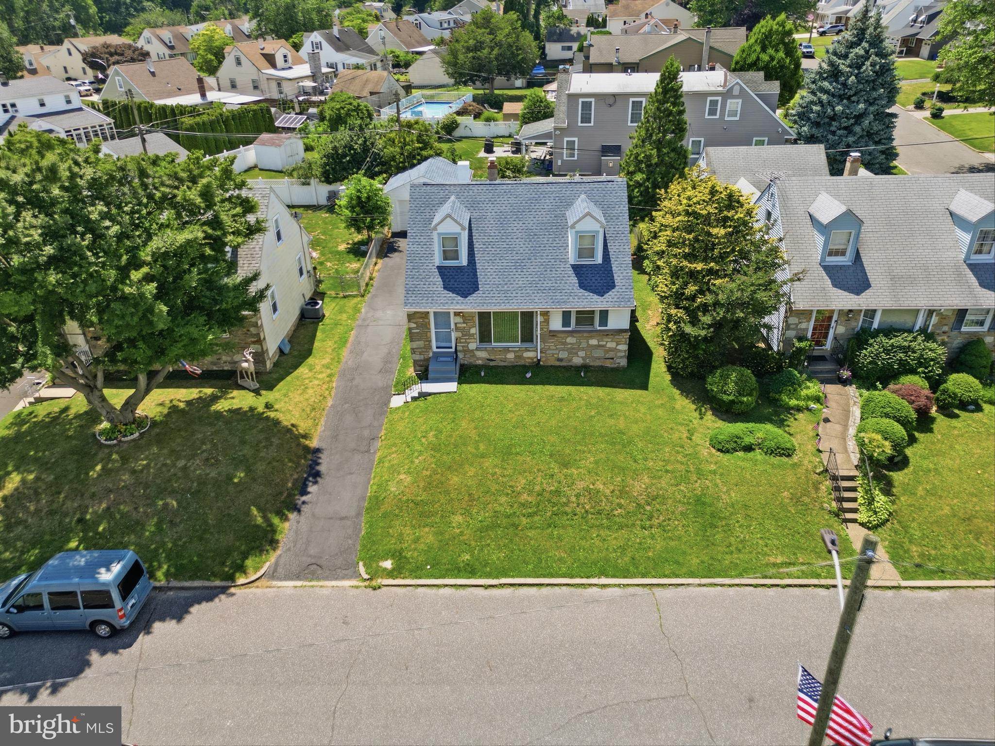 3166 WESTON STREET