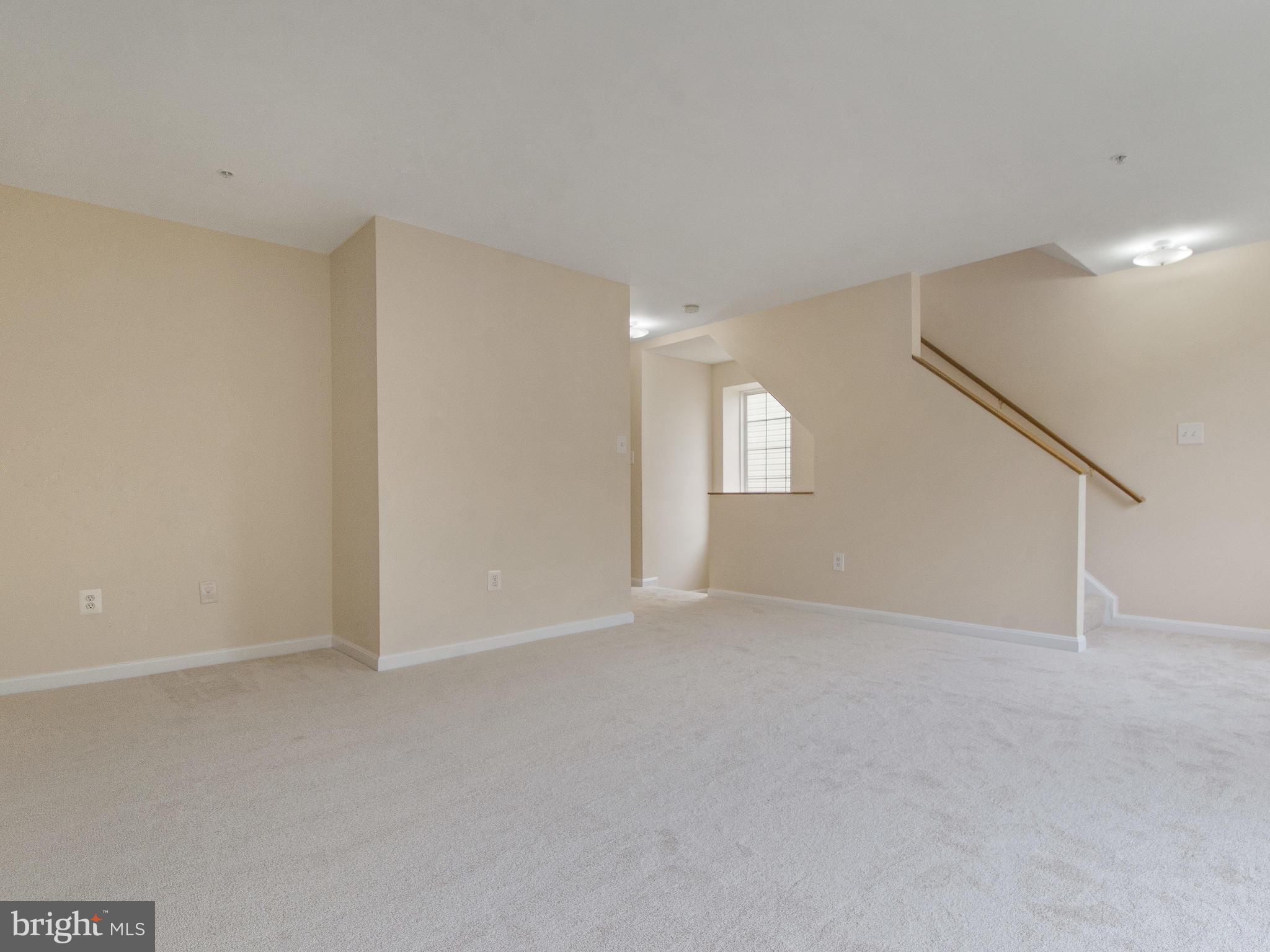 WILLOWS OF POTOMAC - Residential