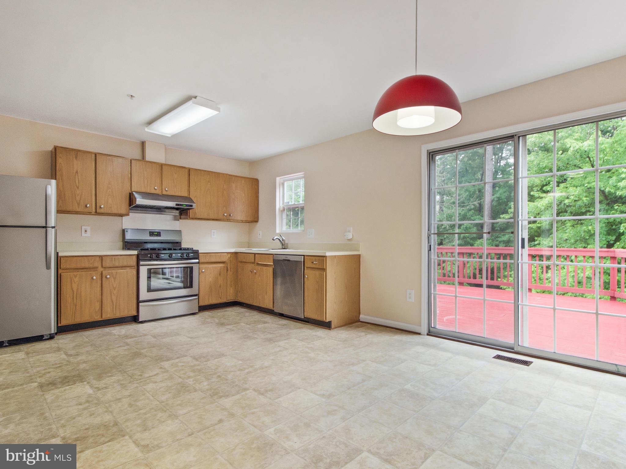 WILLOWS OF POTOMAC - Residential