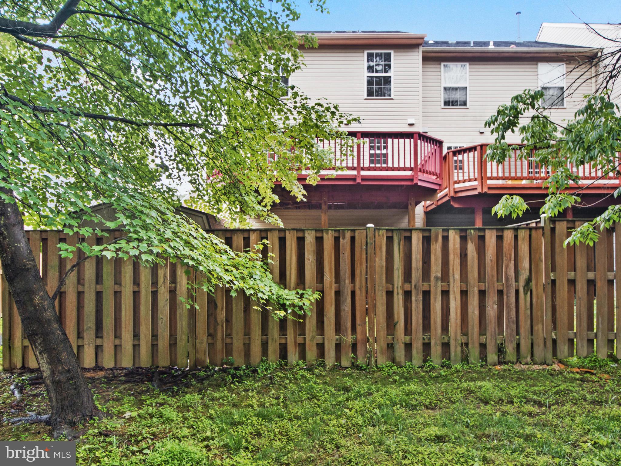 WILLOWS OF POTOMAC - Residential