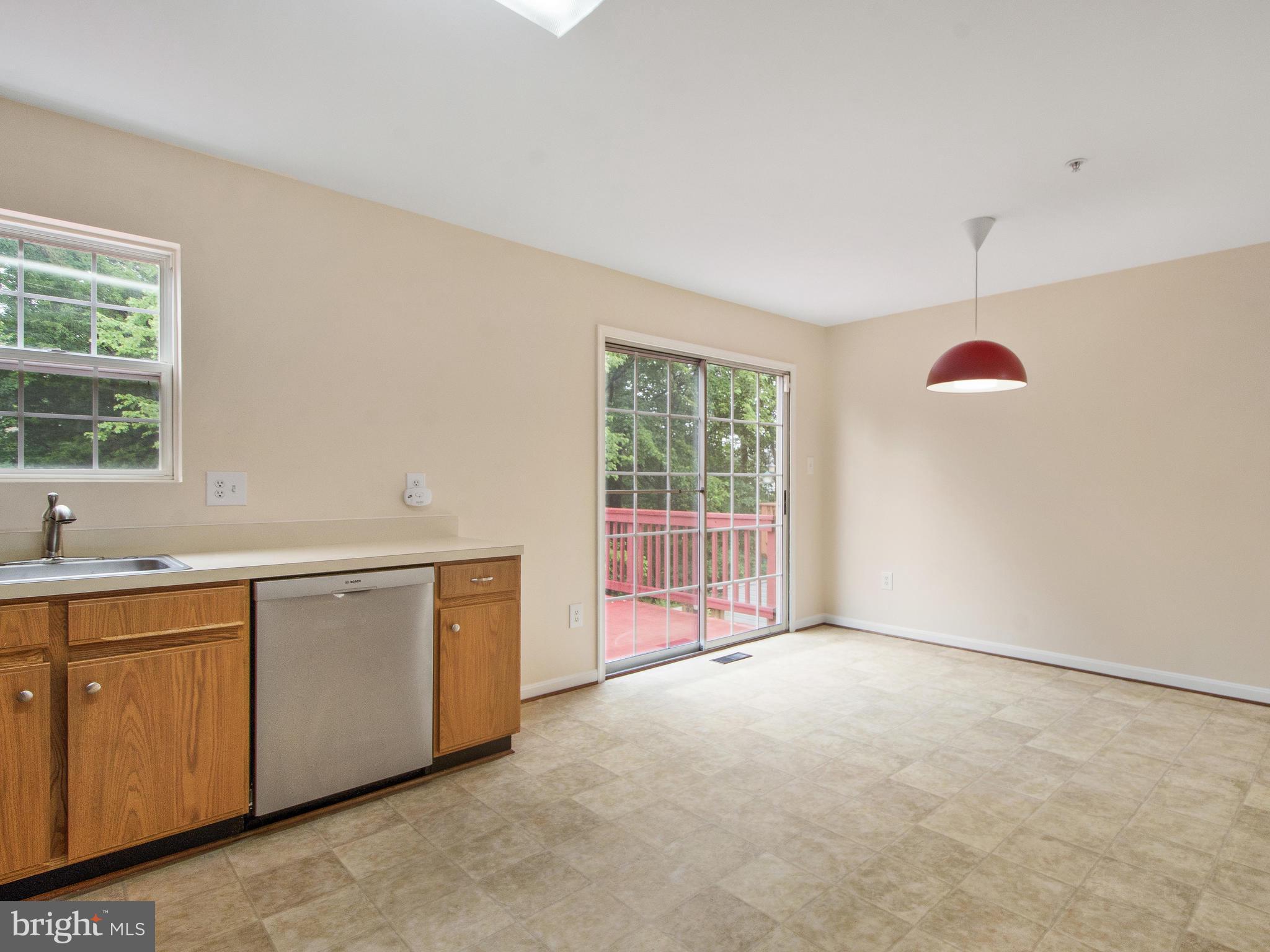 WILLOWS OF POTOMAC - Residential