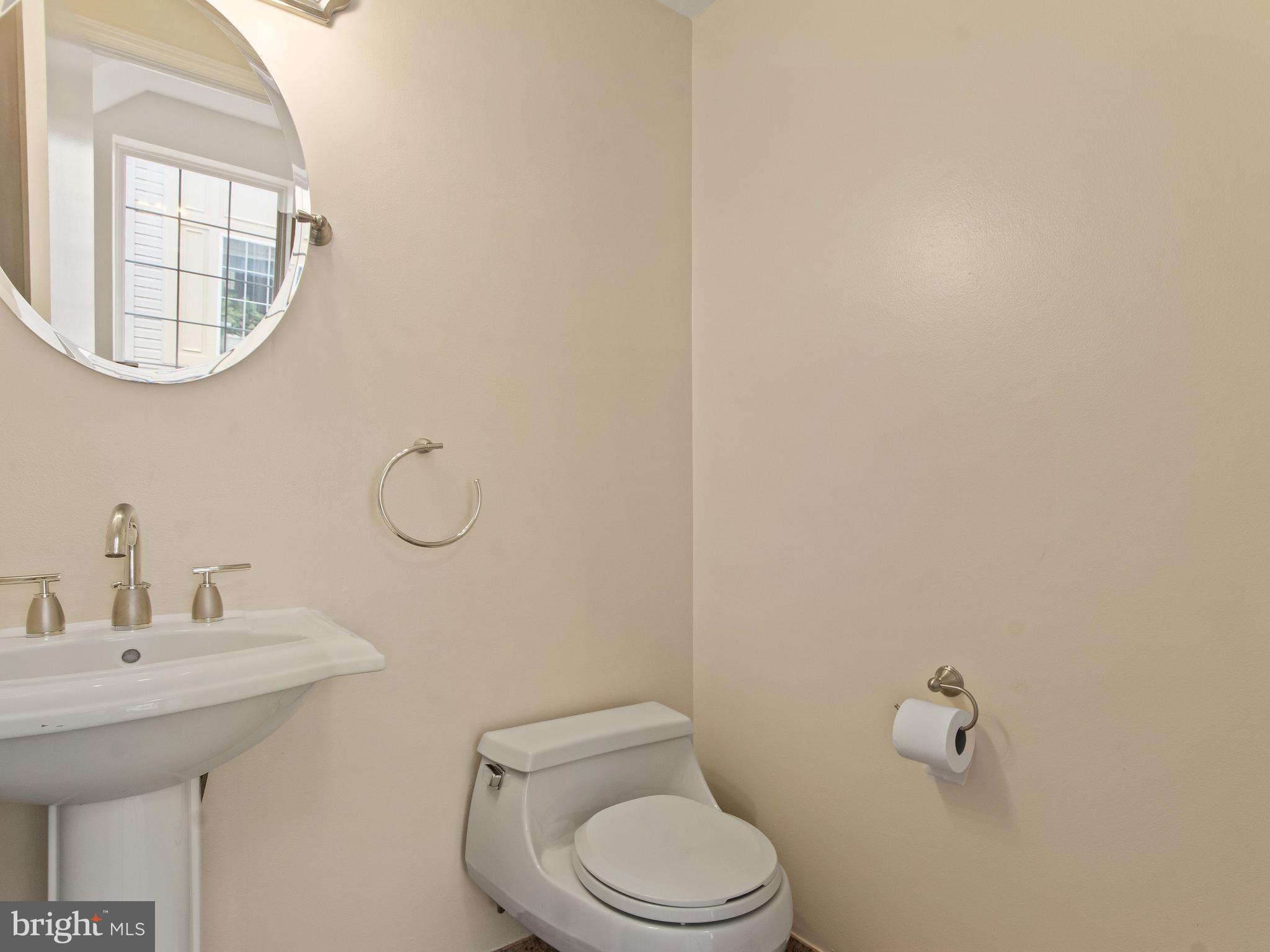 WILLOWS OF POTOMAC - Residential