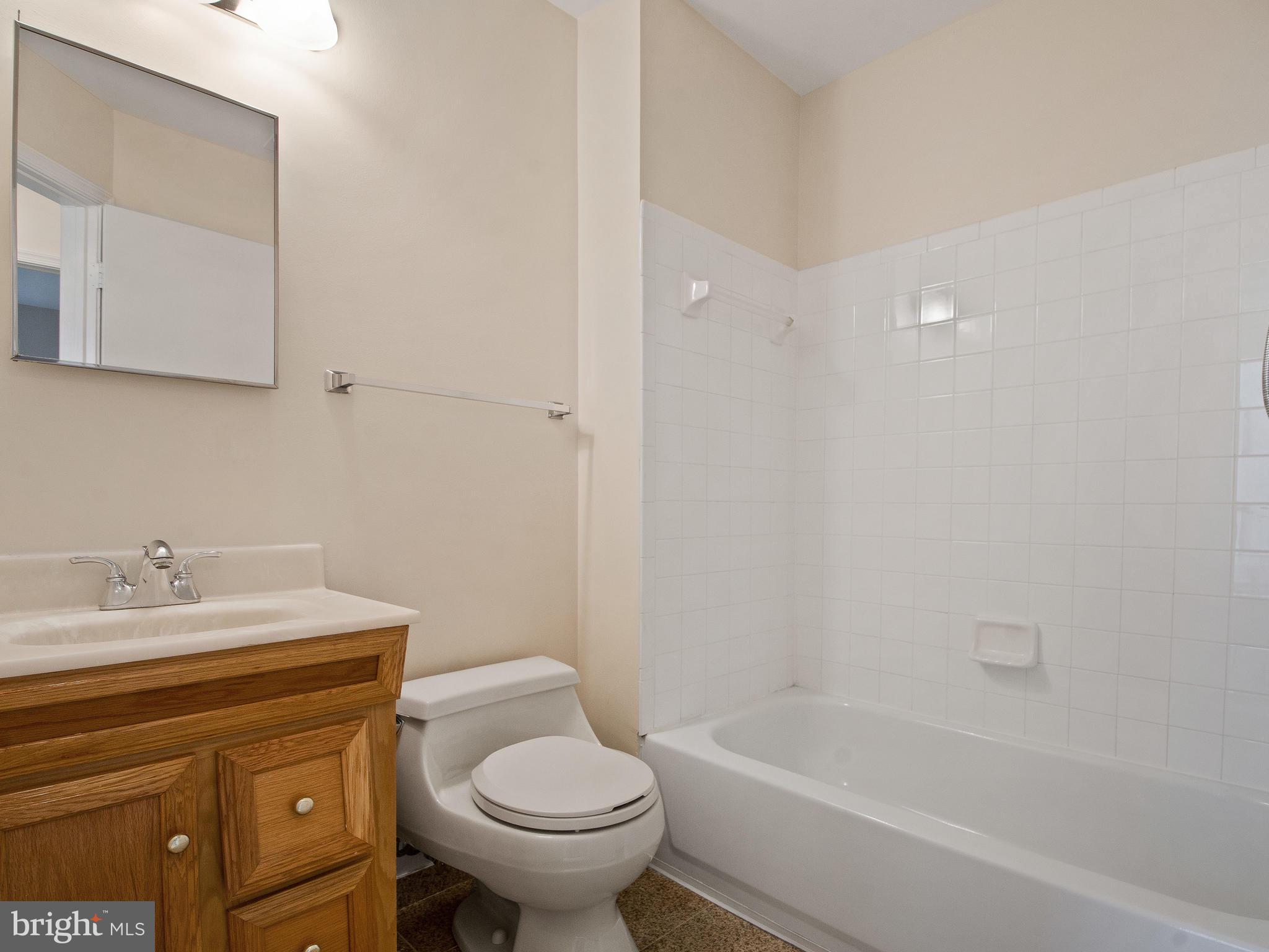 WILLOWS OF POTOMAC - Residential