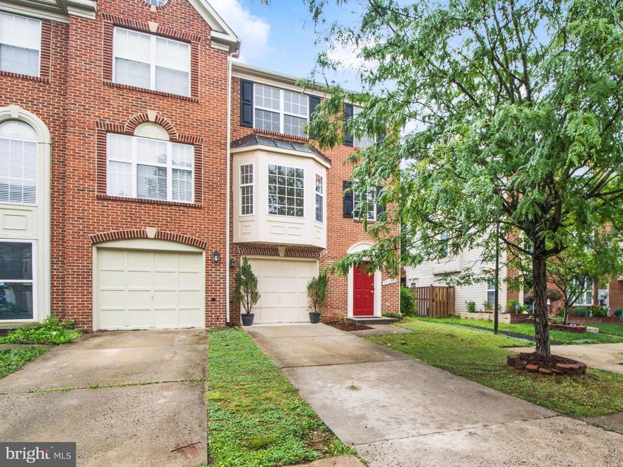 Just listed in sought after neighborhood ofWillows Of Potomac.This end unit townhouse has everything you ever wanted! The main and upper level have brand new wall to wall neutral carpeting. Large bump out window in the living room allowing in plenty of natural light. Large eat in kitchen with stainless steel appliances. Enter your backyard oasis through the double doors. The backyard deck is perfect for outdoor entertaining. Large master suite with private bathroom! Bathroom features shower/tub combo. Two additional bedrooms have plenty of closet space and a shared bathroom. Fully finished basement with cherry colored laminate flooring. Outdoor shed for additional storage. Backyard has privacy fence as well!
