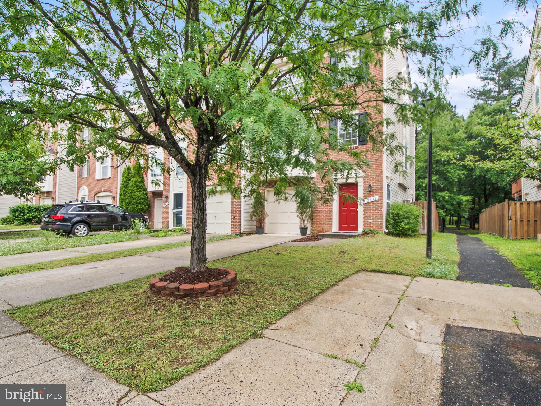 WILLOWS OF POTOMAC - Residential