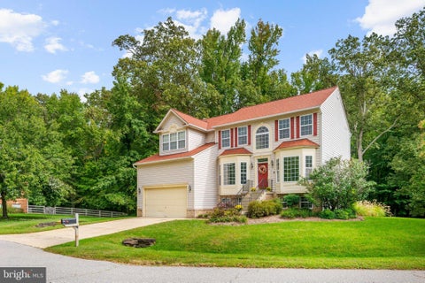 Homes For Sale - 613 Lavender Court<br/> Anne Arundel County, WEST RIVER, MD 20778