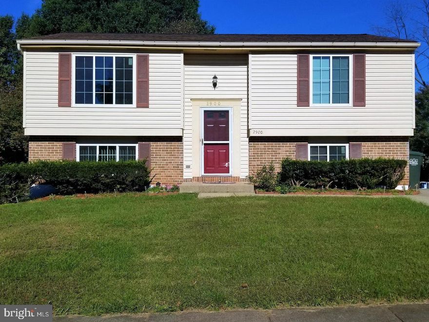 This well cared for rental is ready for you to call home!! Immaculate 4 bedrooms  2 bath detached home  has newer roof and windows.  Great access to commuter routes and feeds into Oakton High School.  Owners will retain storage shed for personal use. Applications processed through RentVA.  Don't miss out on this must see home!!